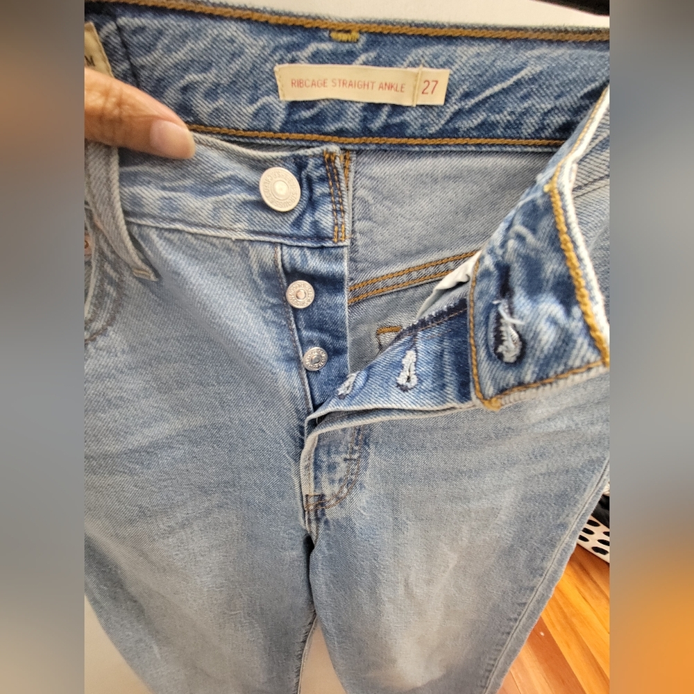 Levi's Ribcage Straight Ankle Jeans Like New